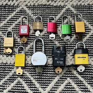 Assorted Padlock Collection (10 padlocks for locksport)